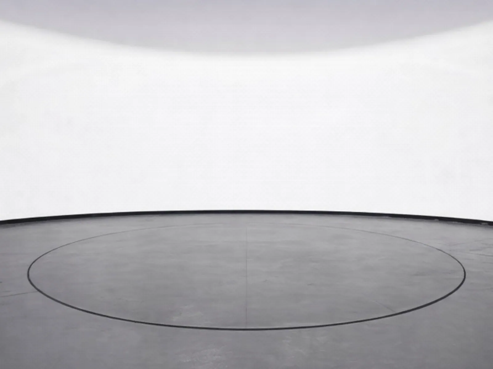 The “Curved white room, ring” background on its own, with no vehicle.